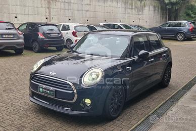 MINI Mini 1.5 Cooper D 5 porte