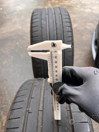 coppia DUNLOP SPORT MAXX RT2 245/40ZR18 93Y usati