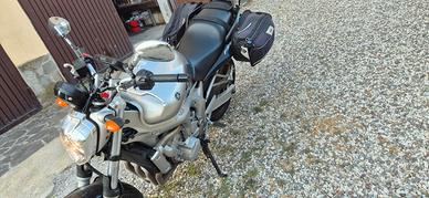 Yamaha FZ6
