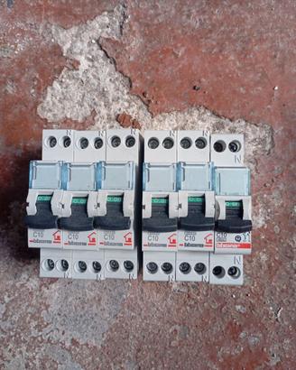 Interruttore magnetotermico e Differenziali
