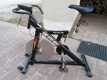 bicicletta da camera /palestra