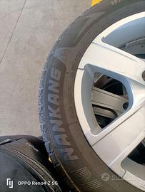 Gomme con cerchi per Astra 2013