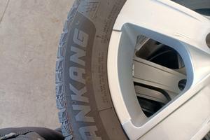 Gomme con cerchi per Astra 2013