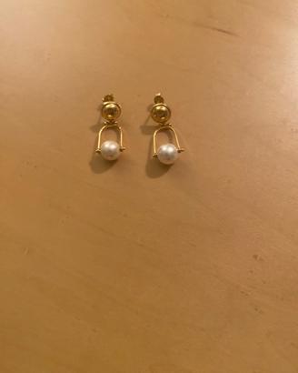 Orecchini oro giallo e perle