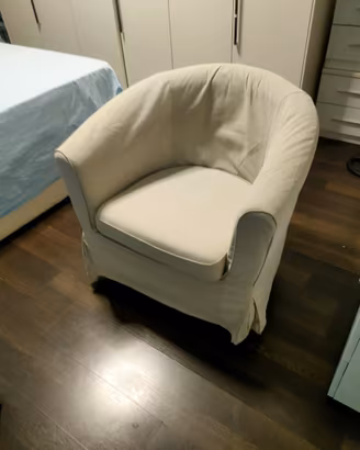 poltrona ikea ektorp