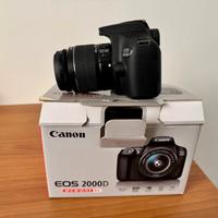 Macchina fotografica CANON EOS 2000D