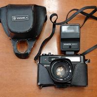 macchina fotografica yashica