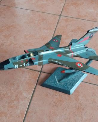 Aereo tornado da collezione