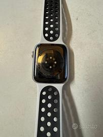 Apple watch 6 44mm + Cellular Nike