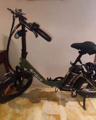 Bicicletta pedalata assistita ENGWE L20SE