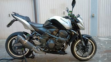 Kawasaki Z750 anno 2010 bianco perla