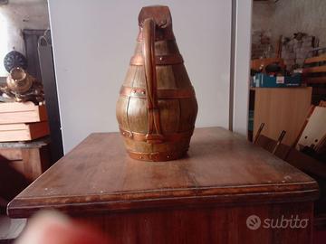 Portaspazzola a forma di botte