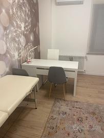 Stanza in studio professionale condiviso