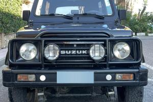 Suzuki samurai