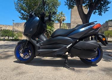 yamaha x-max 300