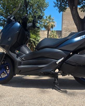 yamaha x-max 300