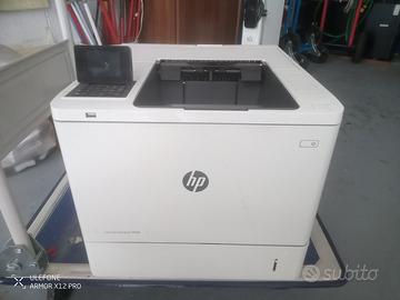 stampante HP laserjet M608 USATA IN BUONO STATO