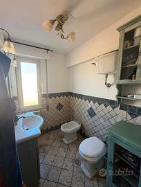 LARIANO BILOCALE ARREDATO Con TERRAZZO PRIVATO