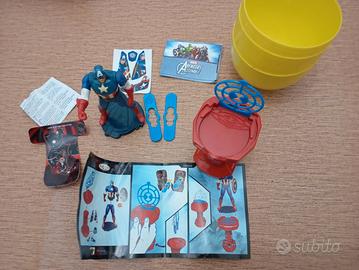 capitan America Kinder Maxi 