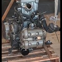 pezzi di ricambio motore dorsoduro 750 