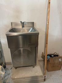 Lavello acciaio inox armadiato