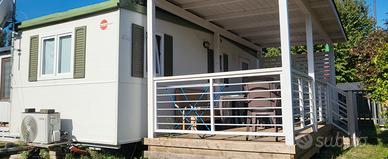 casa mobile con veranda sul lago