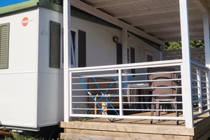 casa mobile con veranda sul lago