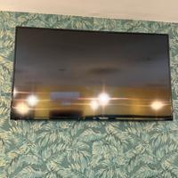TV 65 POLLICI  UHD LED TV