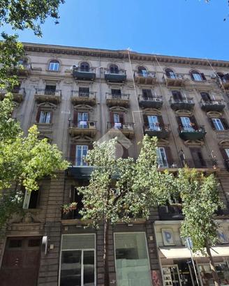MULTILOCALE A PALERMO