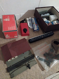 Vari materiali ferroviari modellismo scala Ho