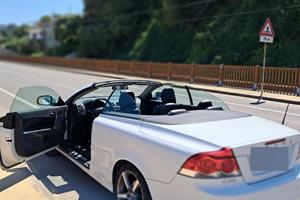 Volvo C70 cabrio 2,0 d 100kw 136 cv. 