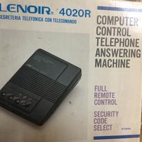 Segreteria con telecomando