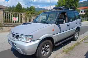 Nissan Terrano 2 