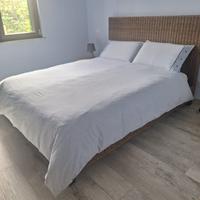 Romantico letto in rattan naturale