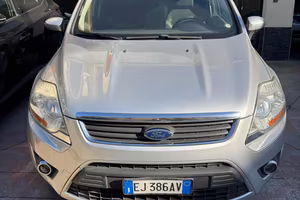 FORD Kuga + 2.0 TDCi 140 CV 2WD DPF