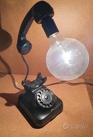 Lume-telefono da tavolo Face bachelite nera