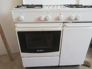 Cucina con 4 fornelli Elba