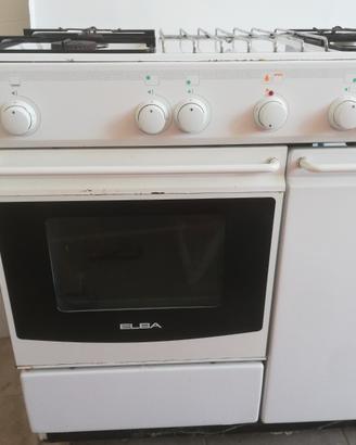 Cucina con 4 fornelli Elba