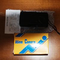 CAMERA 35 mm ANALOGICA