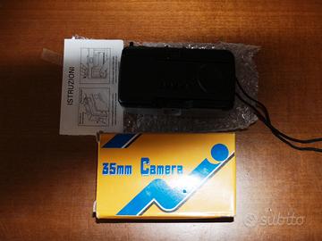 CAMERA 35 mm ANALOGICA