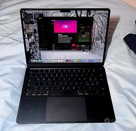 MacBook Air 13" M3 - 256GB SSD - 16 GB Ram