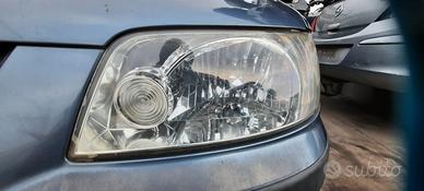 HYUNDAI MATRIX 2002 - FARO ANTERIORE SINISTRO