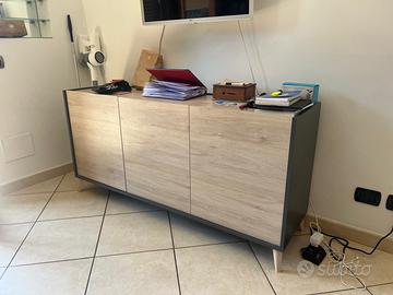 Credenza moderna come nuova