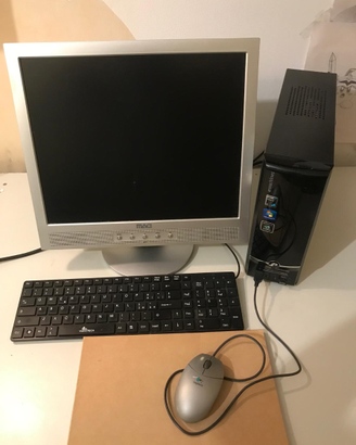 COMPUTER DESKTOP