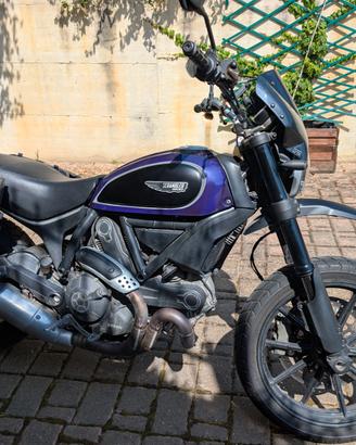 Ducati Scrambler 800 Icon