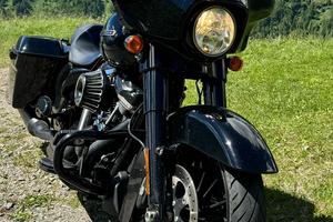 Harley - Davidson Turing Street Glide 114 - 2019