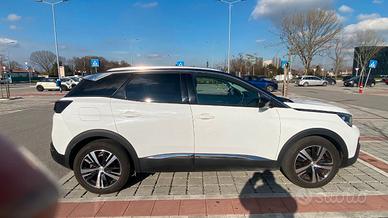 SUV PEUGEOT 3008 Allure benzina TURBO SPORT  2018