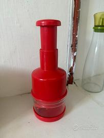 Tritatutto manuale da cucina