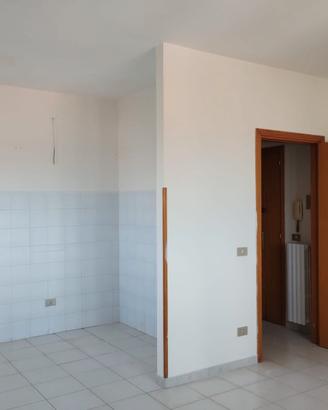 Appartamento non arredato,senza spese condominiali