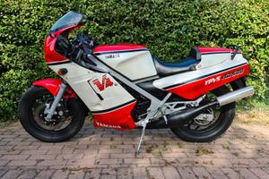 YAMAHA RD500